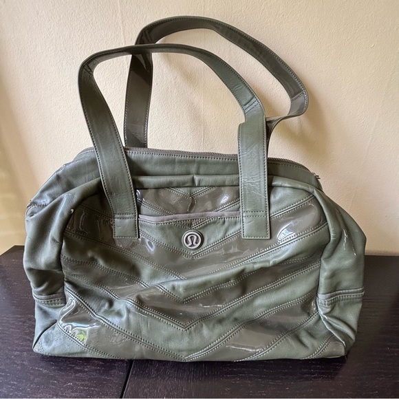 Lululemon green urban sanctuary bag shoulder tote - Picture 1 of 15